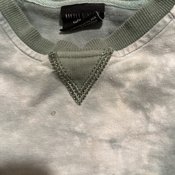 Assorted Kids Clothing Set - Picture 10 of 16